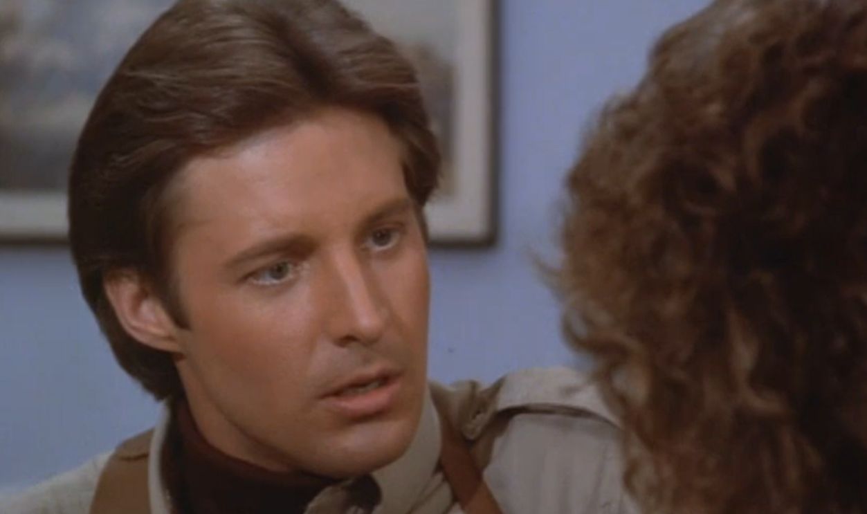 Screenshot from Scarecrow and Mrs. King, CBS (1983–1987)