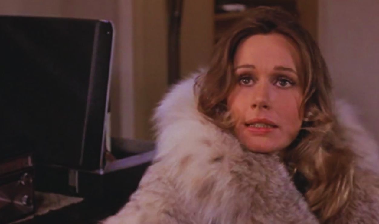 Screenshot from Last of the Red Hot Lovers (1972)