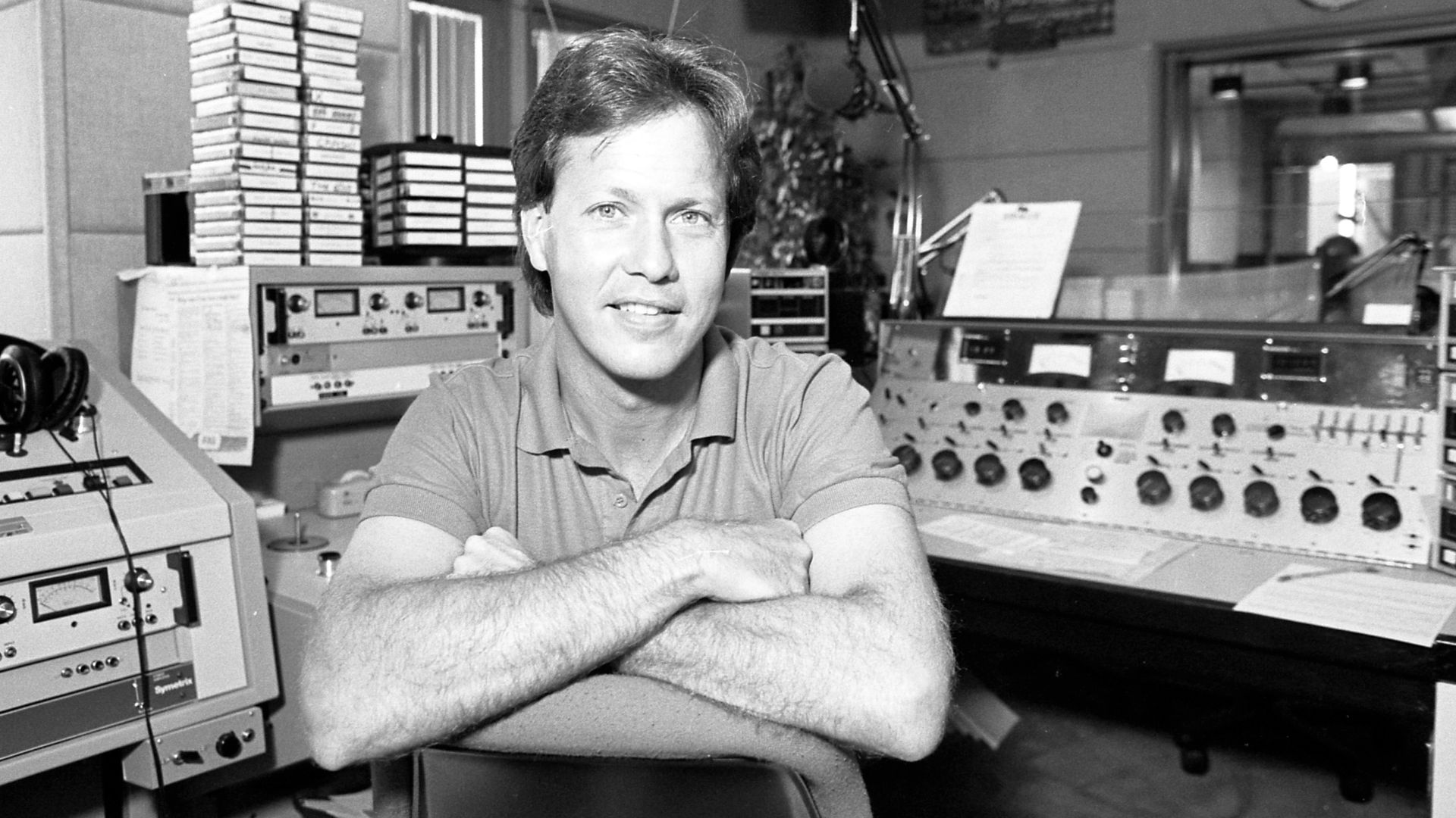 Disc jockey Rick Dees in KIIS FM studio