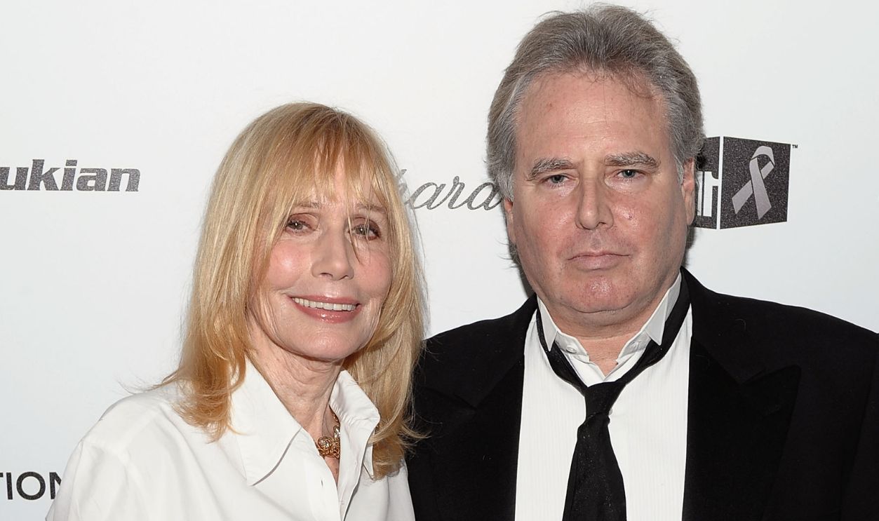 Actress Sally Kellerman and Jonathan D. Krane arrives at the 17th Annual Elton John AIDS Foundation Oscar party held at the Pacific Design Center on February 22, 2009 in West Hollywood, California.