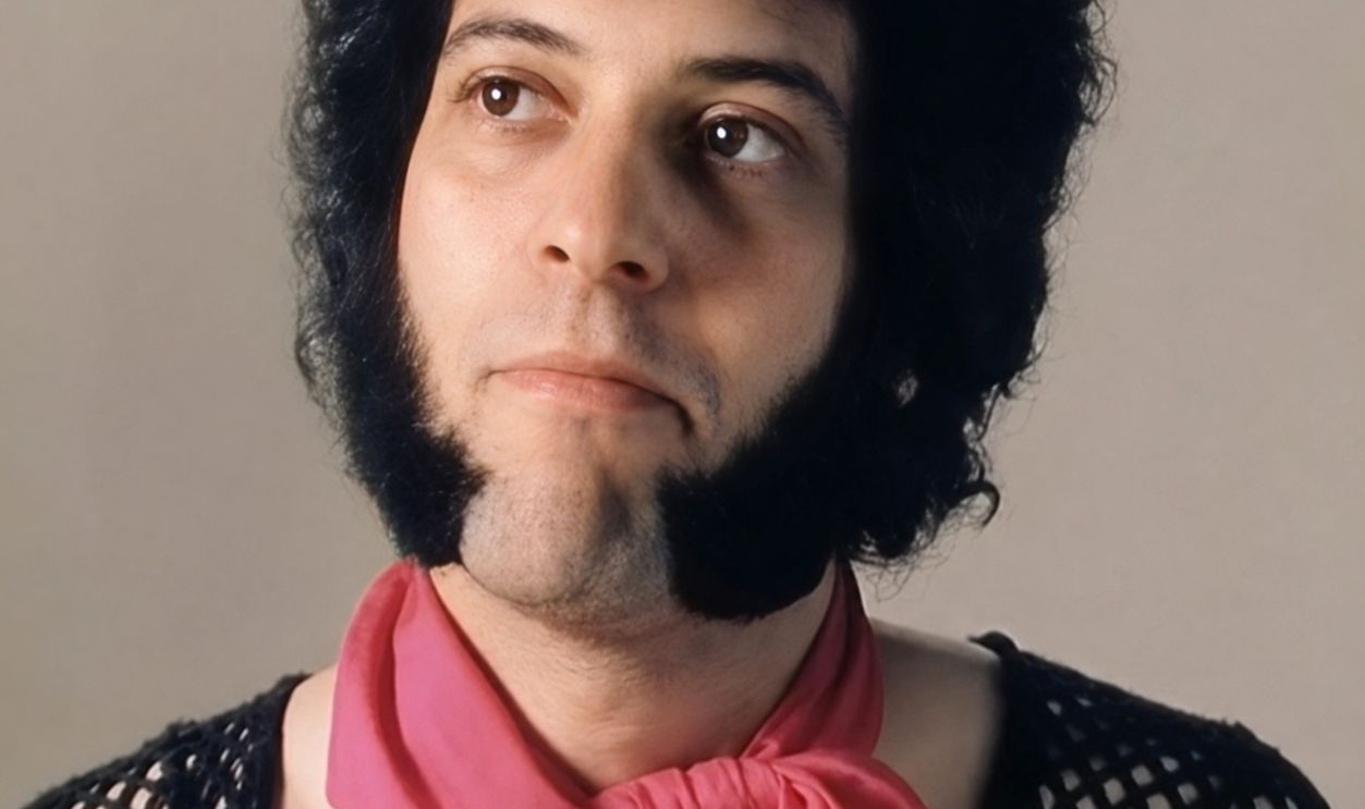 Screenshot from In the Summertime (1970)