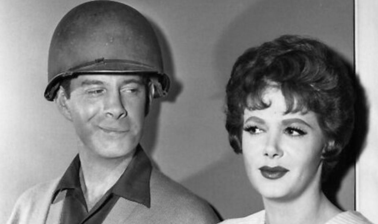 Photo of Harry Morgan and Cara Williams as Pete and Gladys Porter from the television program Pete and Gladys.