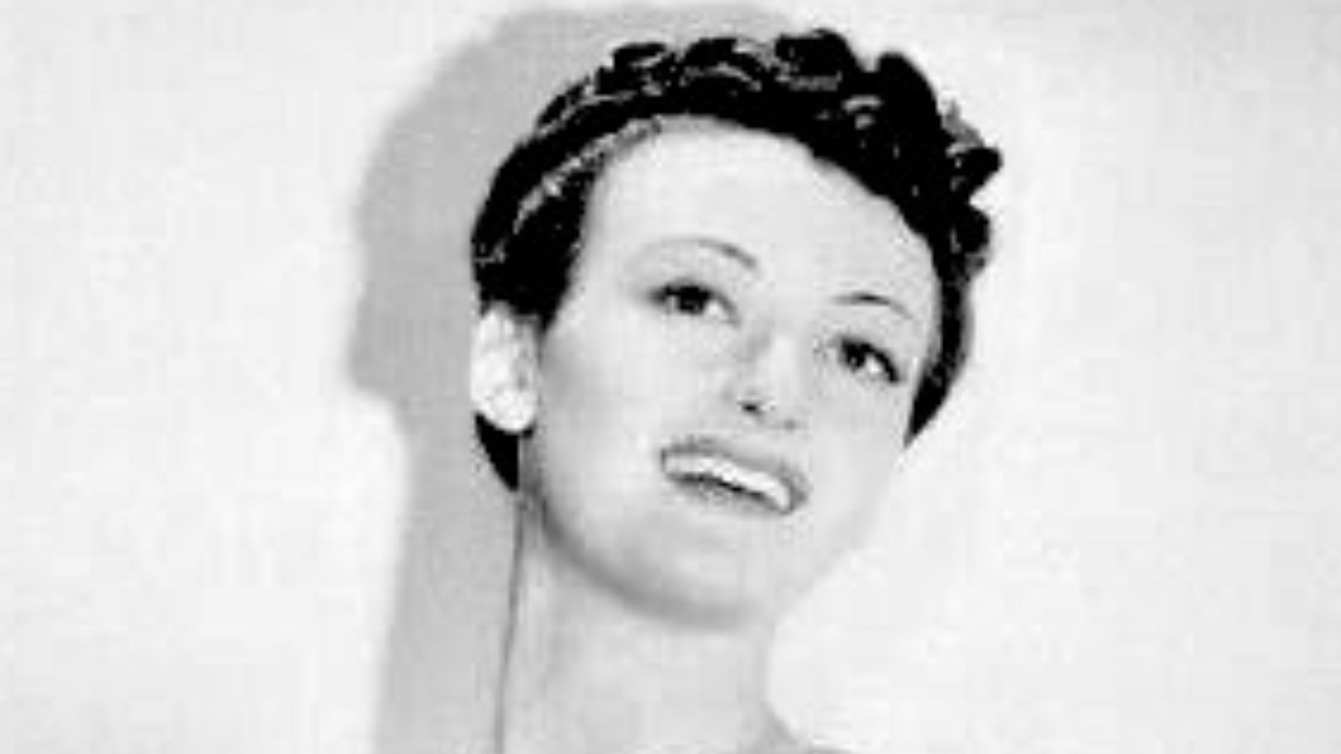 Publicity photo of Amzie Strickland for Artists and Models Abroad