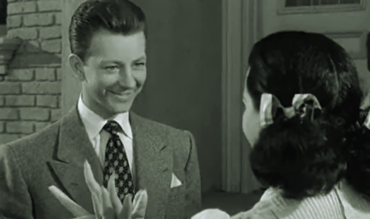 Screenshot from Francis Covers the Big Town (1953)