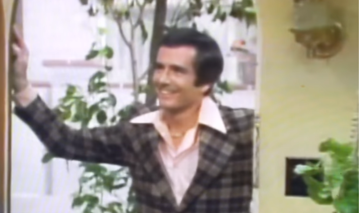 Screenshot from Three's Company, DLT Entertainment (1977–1984)