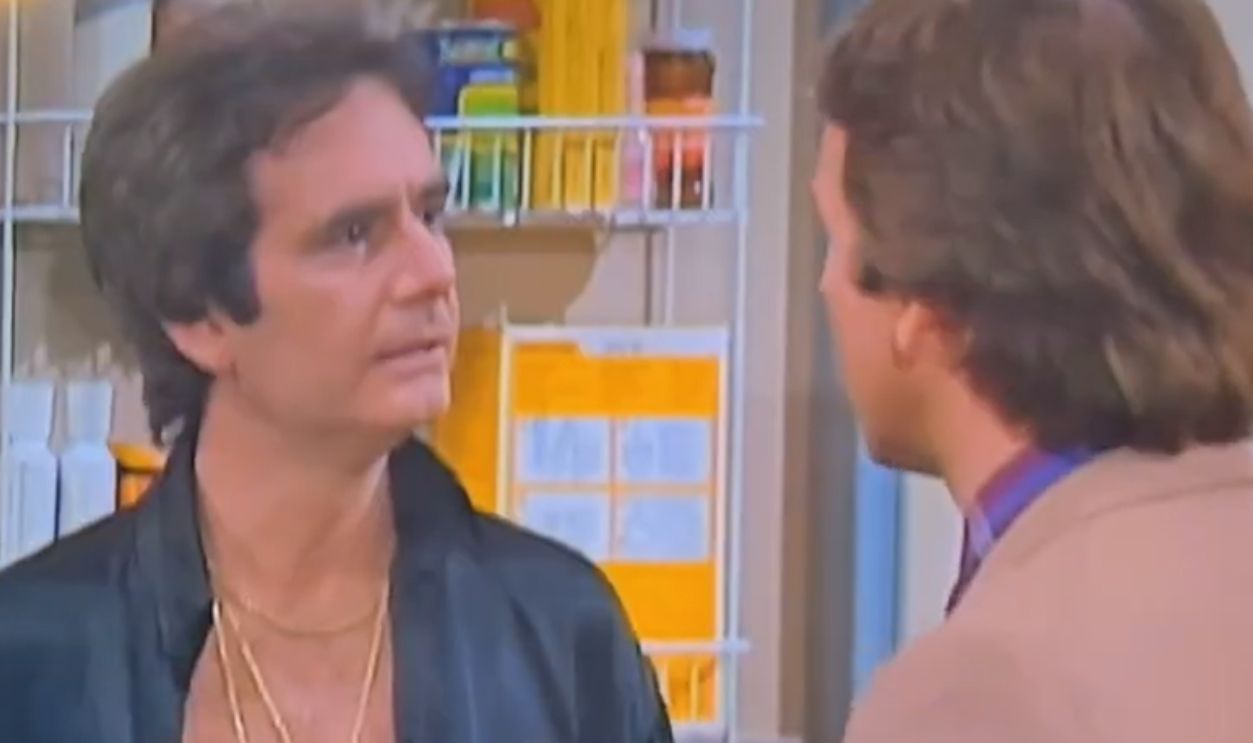 Screenshot from Three's Company, DLT Entertainment (1977–1984)