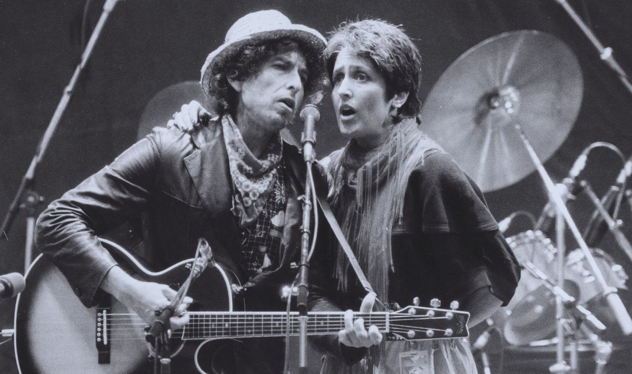 (GERMANY OUT) Dylan, Bob *25.04.1941-(Eigentlich Robert Allen Zimmerman)Musiker, USA- Auftritt mit Joan Baez- 1984