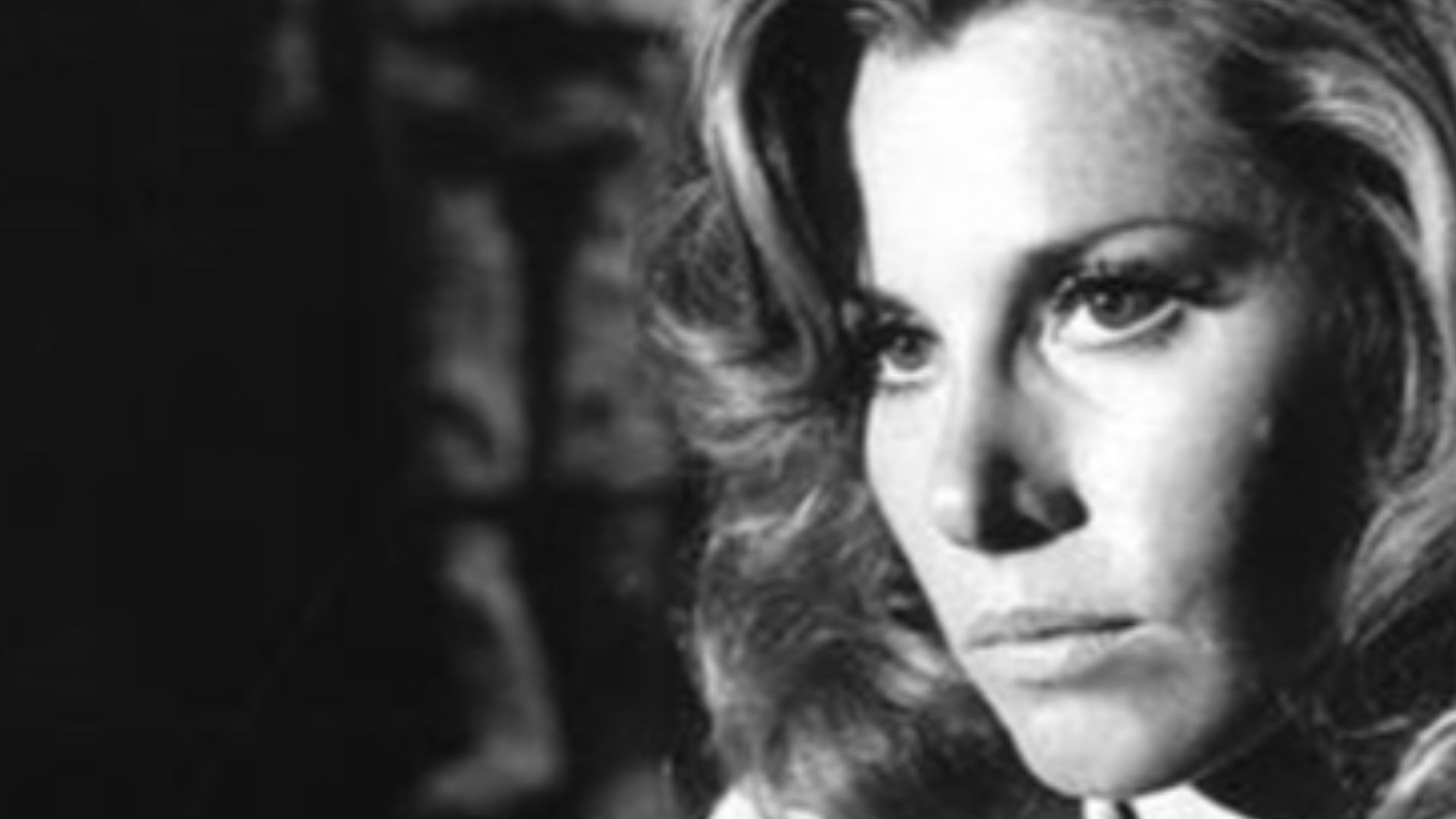Stefanie Powers in a scene from the tv movie Paper Man.