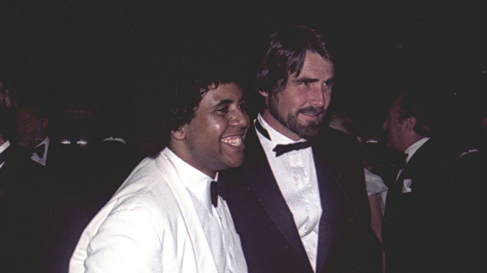 James Brolin poses with a fan at the Filmex Tribute to Elizabeth Taylor, Dorothy Chandler Pavilion, November 1981.
