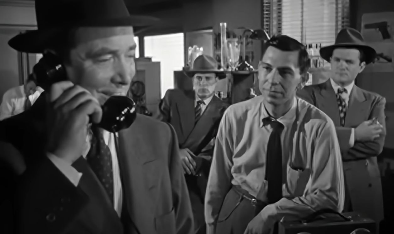 Screenshot from  He Walked by Night, Eagle-Lion Films (1948) 