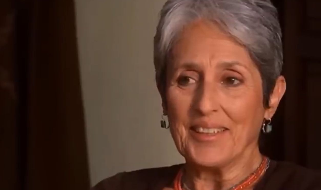 Screenshot from Joan Baez: How Sweet the Sound (2009)