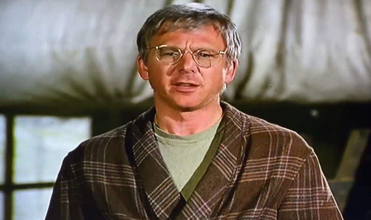 Screenshot from MASH* (1972–1983)