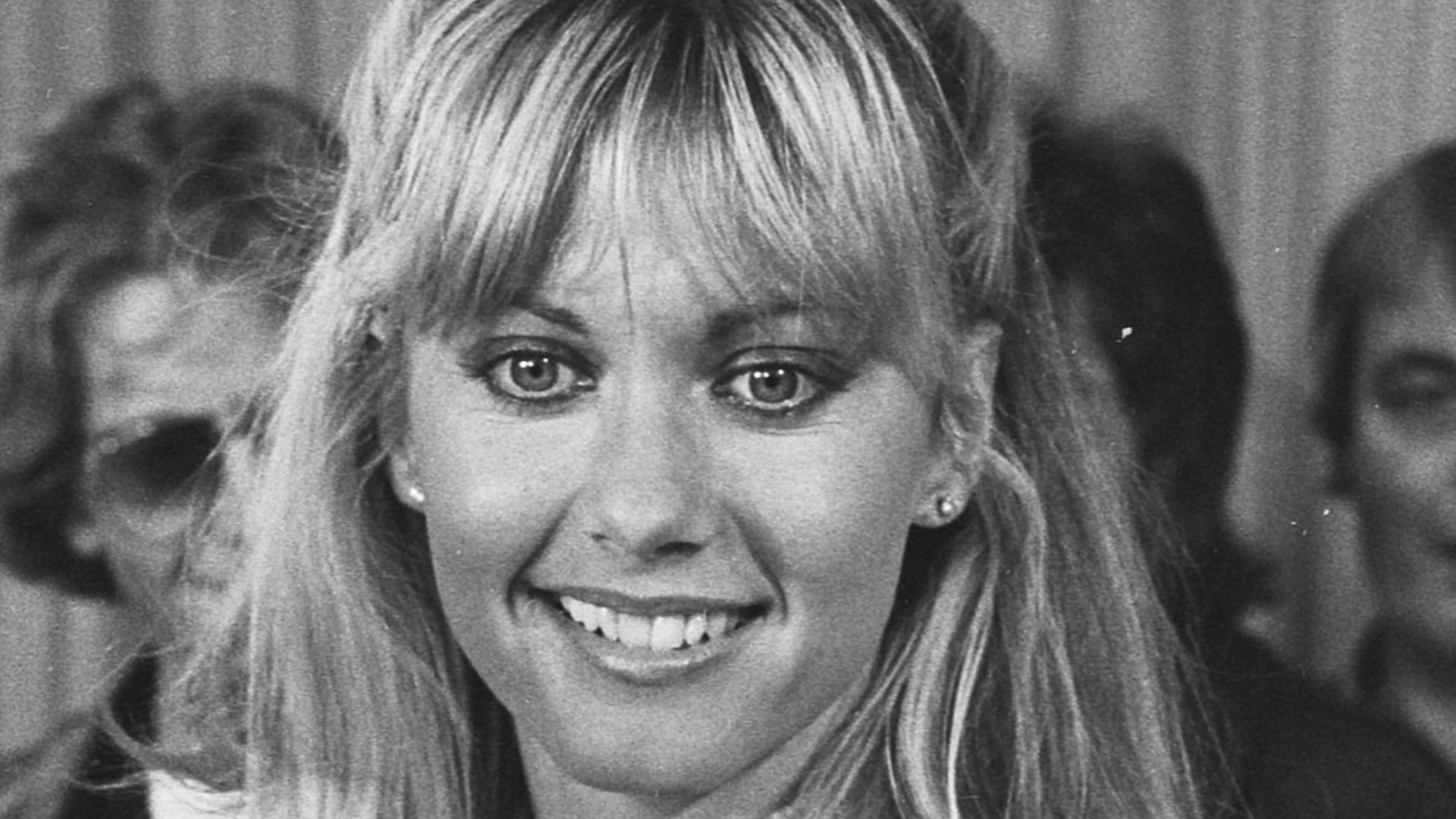 Collectie / Archief : Fotocollectie Anefo
Reportage / Serie : [ onbekend ]
Beschrijving : Aankomst zangeres Olivia Newton John op Schiphol; Olivia Newton John in de perskamer
Datum : 24 november 1978
Trefwoorden : aankomsten, zangeressen
Persoonsnaam : Ne