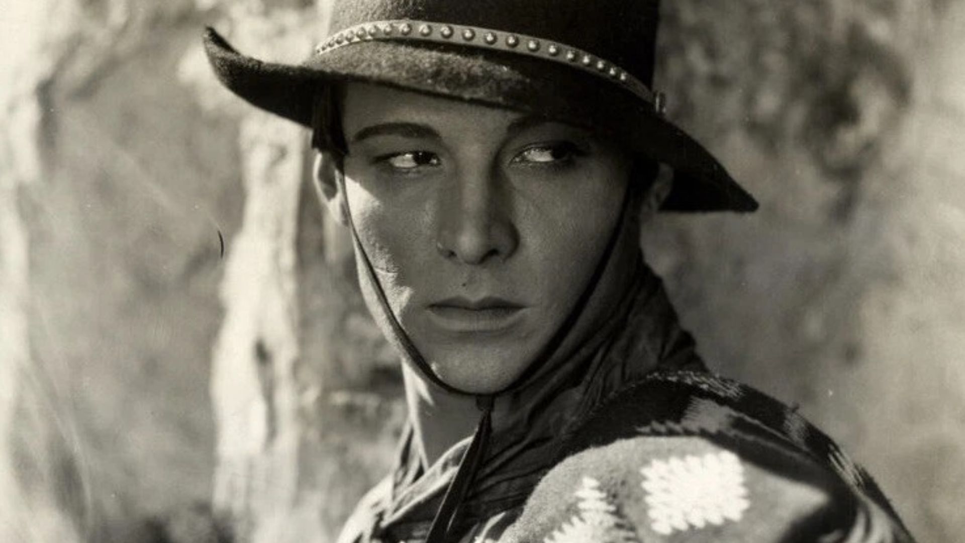 Publicity photo of Rudolph Valentino as Don Alonzo Castro in the Sainted Devil (1924)