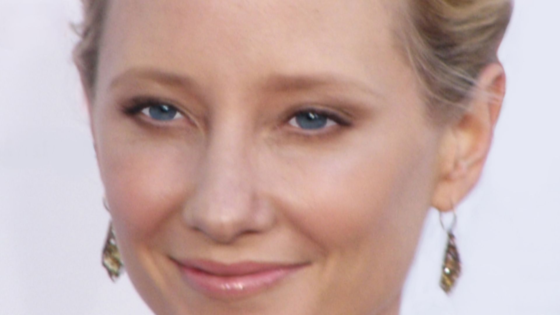 Anne Heche at a Lifetime Achievement Award ceremony for Al Pacino.