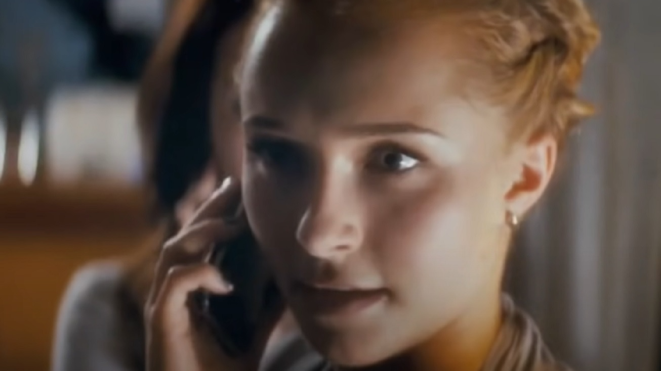 Screenshot Hayden Panettiere speaking on the phone - From  Scream 4  (2011)