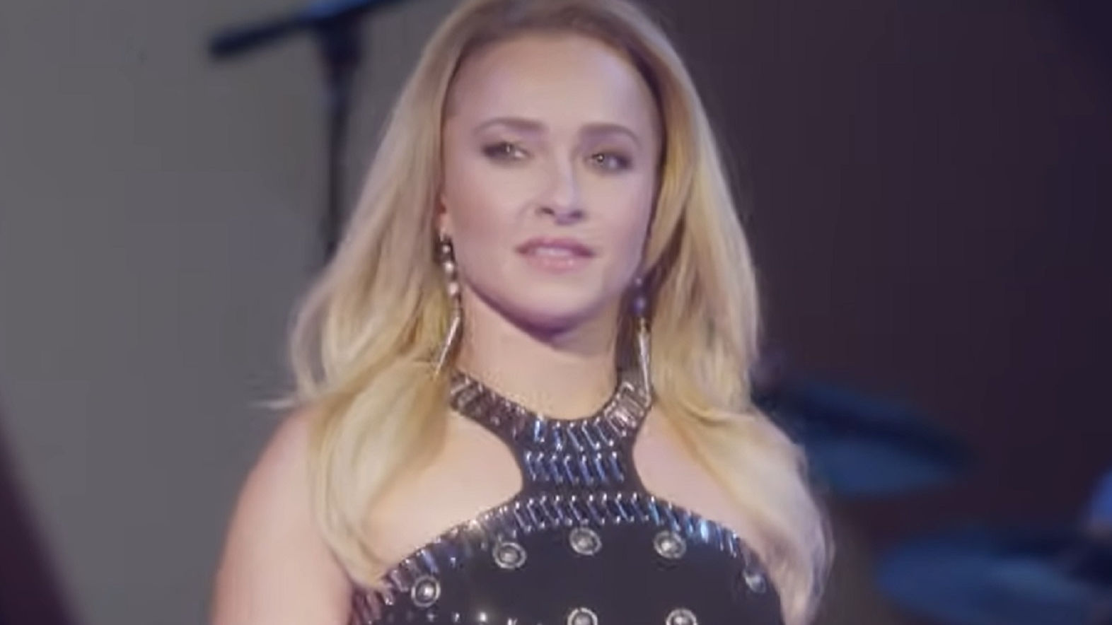 Screenshot: Hayden Panettiere ,wearing black dress and smiling - From Nashville (Tv Series 2012/18)