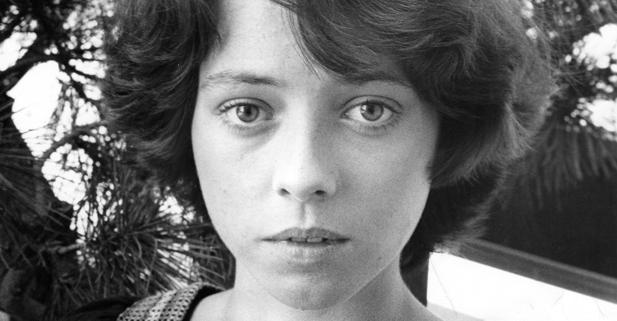  Mackenzie Phillips Portrait Session
