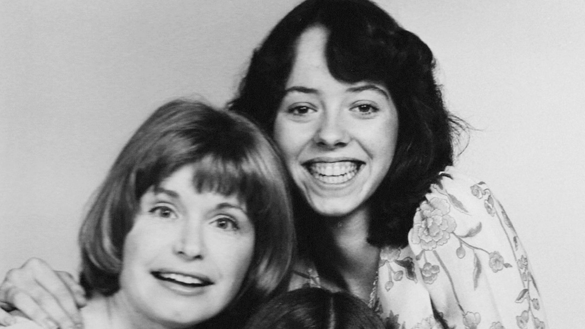 Photo of the female cast members of the television series One Day at a Time.  Clockwise from left: Bonnie Franklin (Ann Romano), Mackenzie Phillips (Julie Cooper), and Valerie Bertinelli (Barbara Cooper).