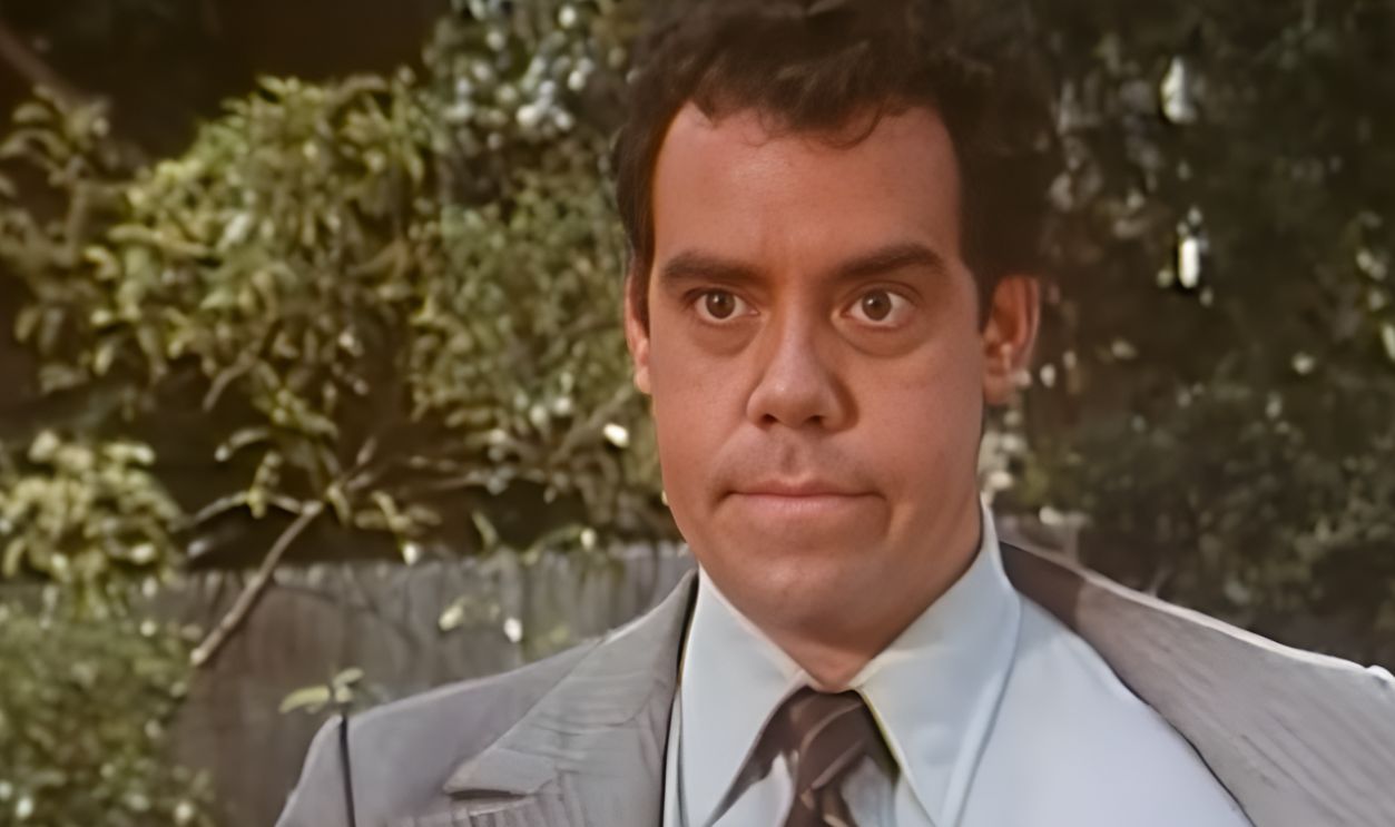 Screenshot from Holmes & Yoyo (1976–1977)