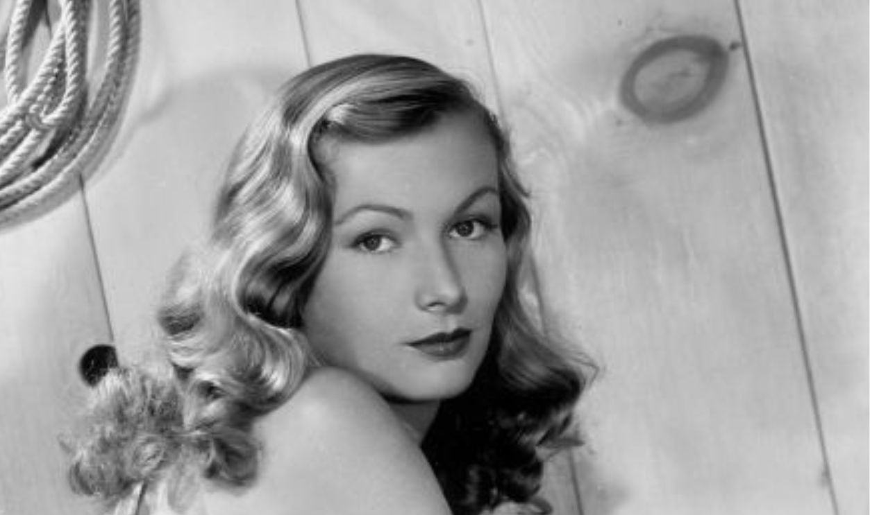 Veronica Lake in plaid top