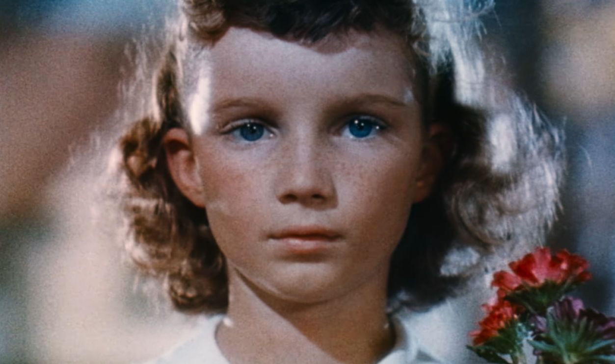  Screenshot from Invaders from Mars, 20th Century Fox (1953)