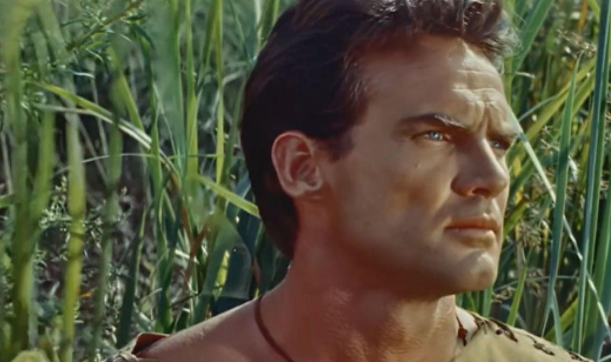 Screenshot from Duel of the Titans (1961)