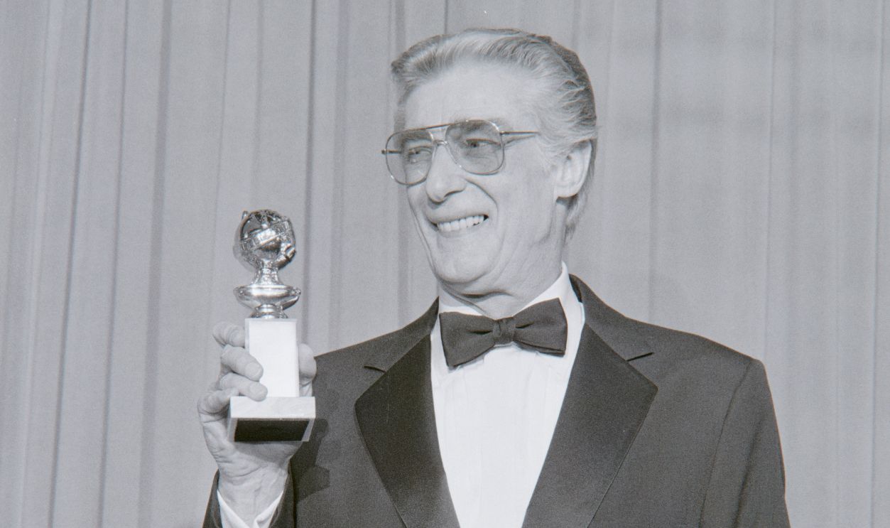 Richard Mulligan at the 46th Annual Golden Globe Awards at the Beverly Hilton Hotel on January 28, 1989 in Beverly Hills, California.