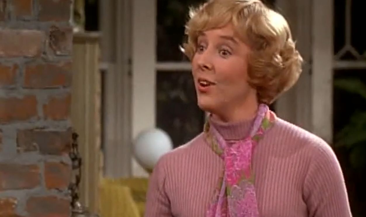 Screenshot from The Mary Tyler Moore Show, CBS (1970–1977)