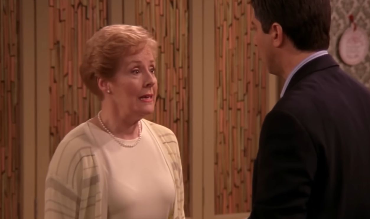 Screenshot from Everybody Loves Raymond, CBS (1996–2005)
