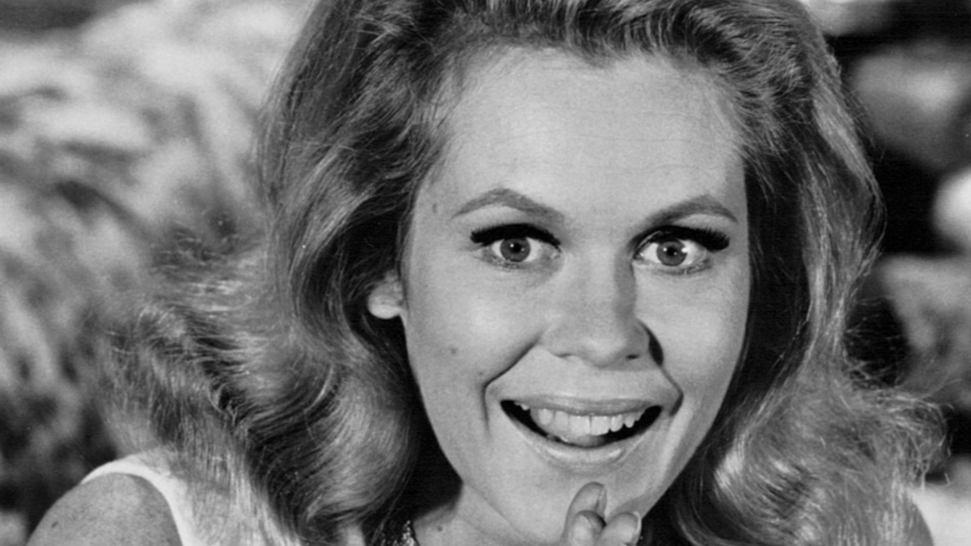Photo of Elizabeth Montgomery from Bewitched.