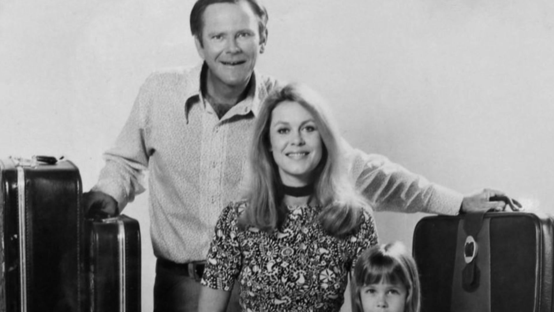 Cast photo of the Stephens family from the television program Bewitched.  Dick Sargent (Darrin), Elizabeth Montgomery (Samantha) Erin Murphy (Tabitha), David Lawrence (Adam).