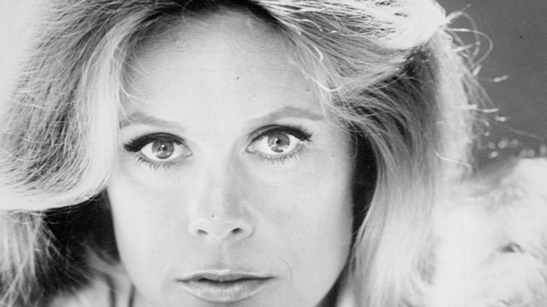 Photo of Elizabeth Montgomery from Bewitched.