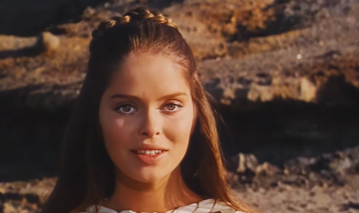 Screenshot from Odyssey (1968)