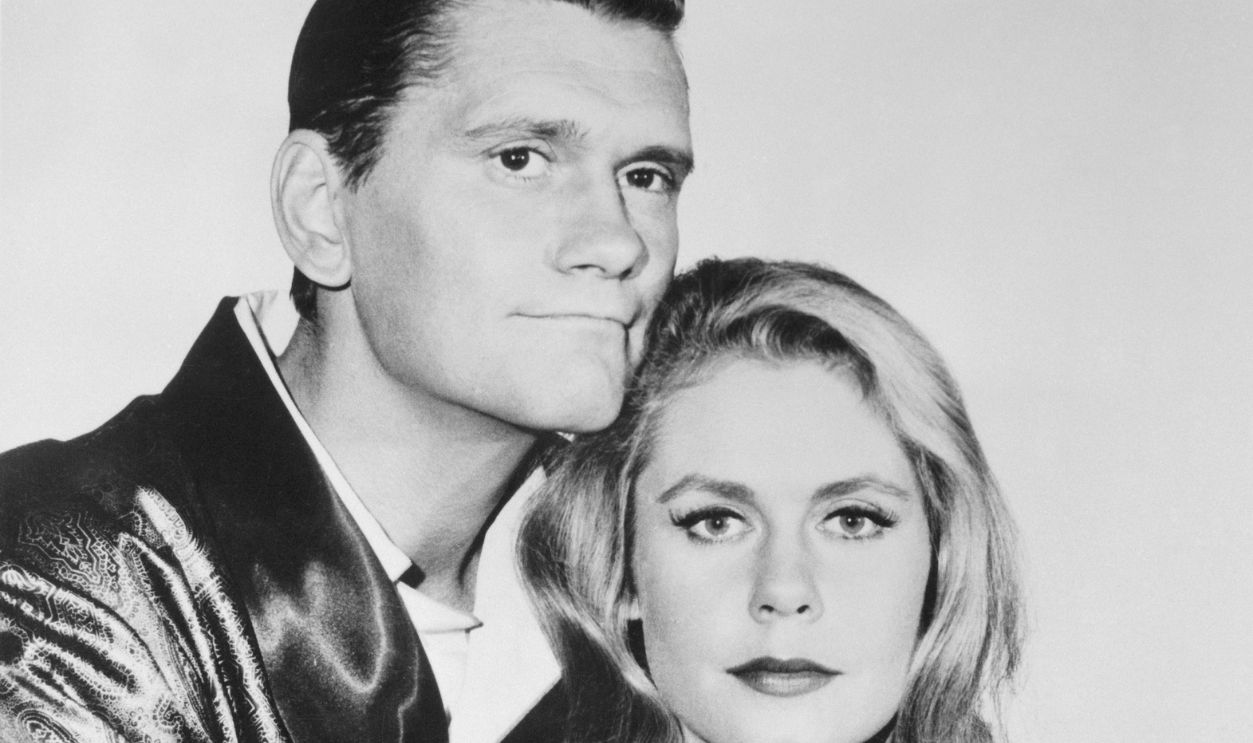 Elizabeth Montgomery and Dick York 517475210