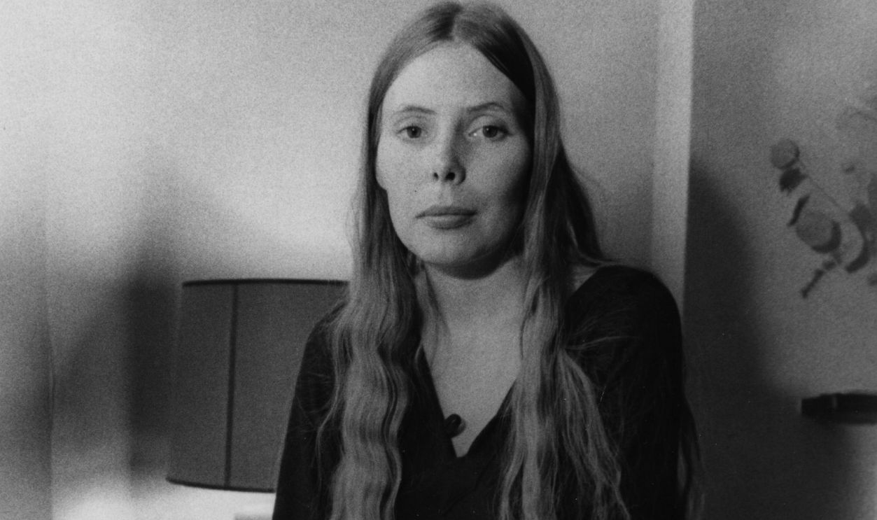 Getty Images - 2636540 - Canadian singer-songwriter Joni Mitchell.