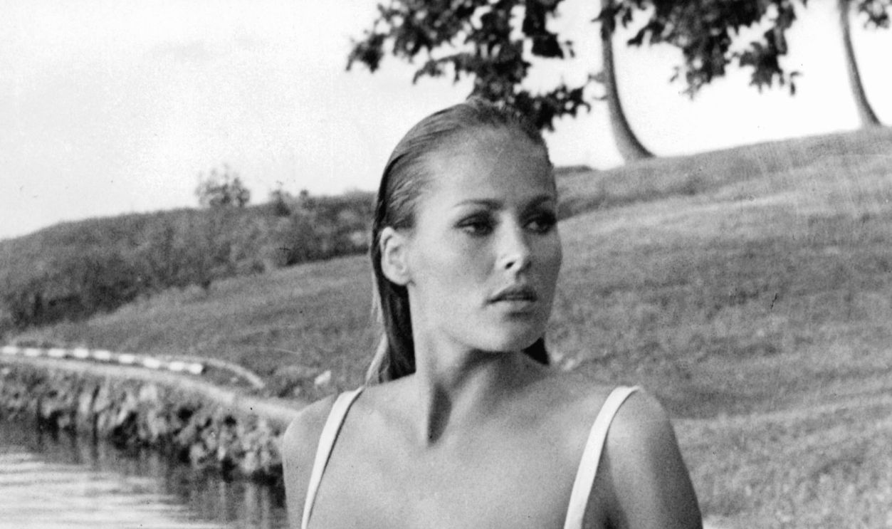 Gettyimages - 136558331, Ursula Andress In 'James Bond: Dr. No'