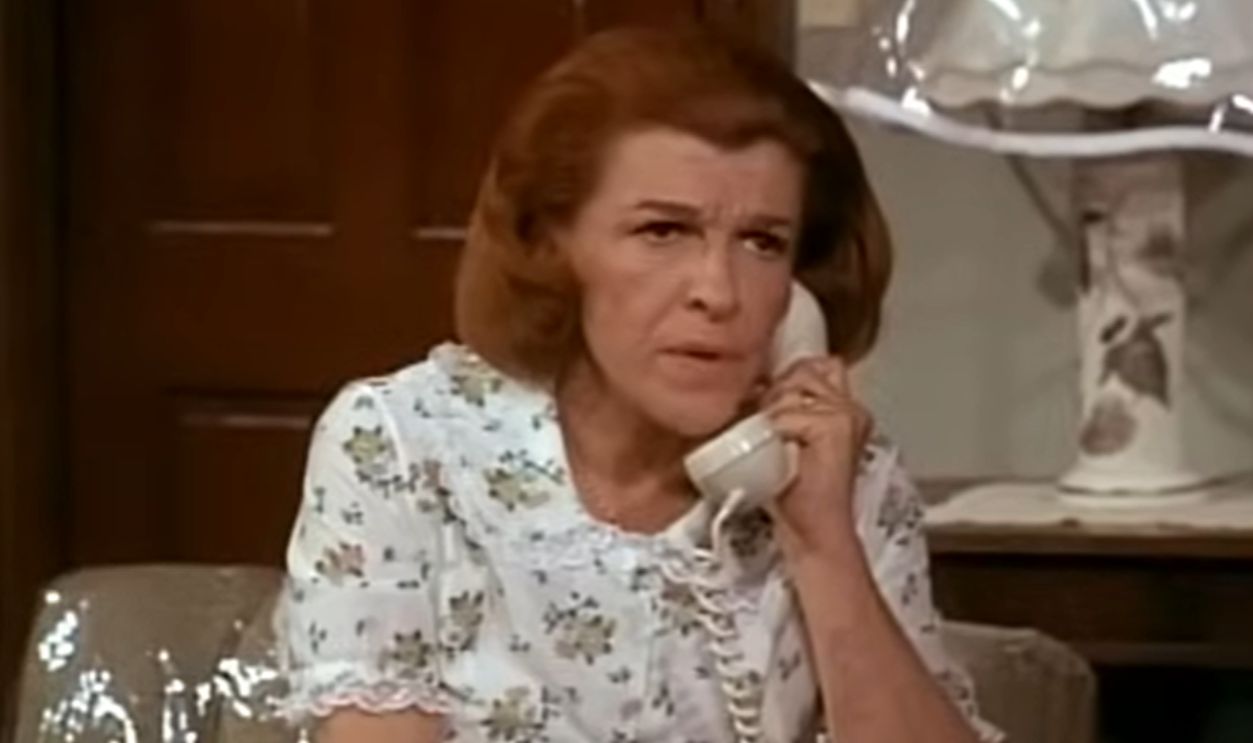 Screenshot from Rhoda (1974–1978)