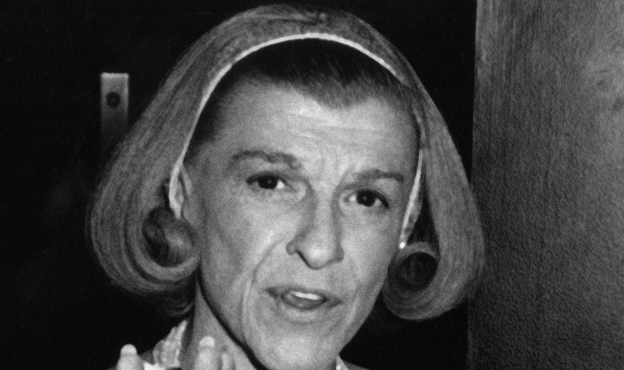 Nancy Walker 496670538