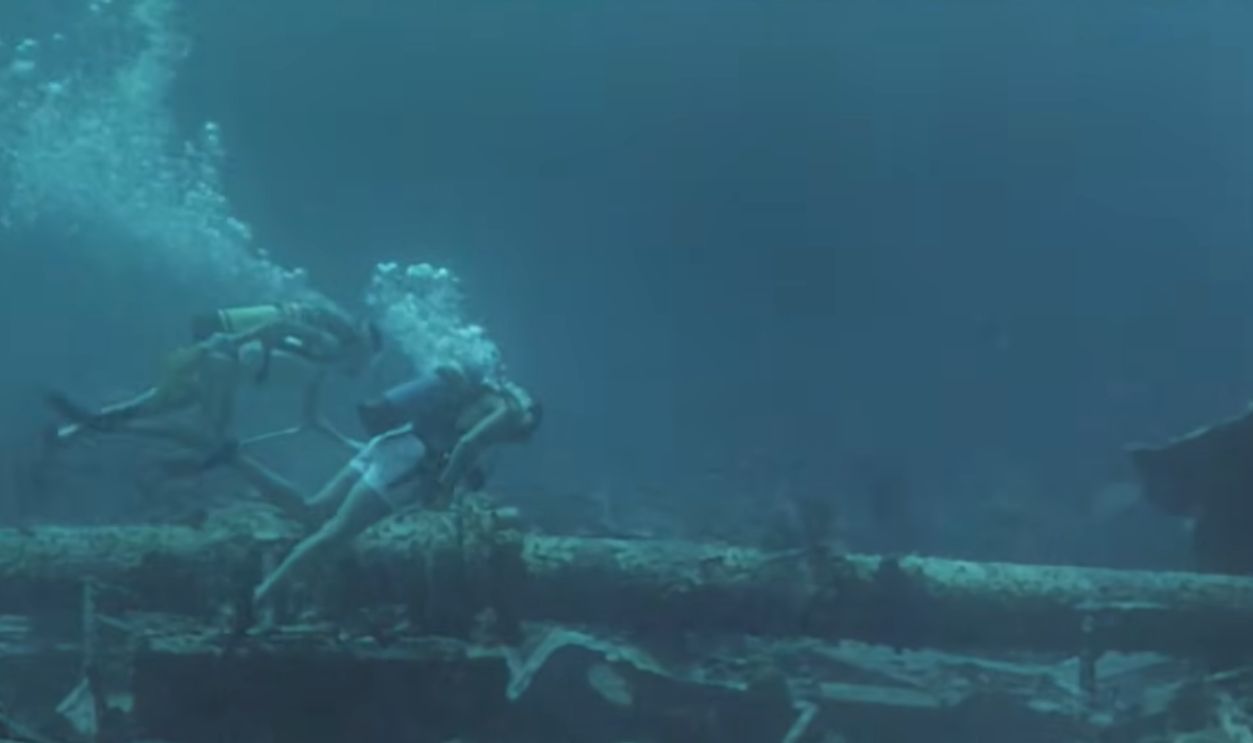 Screenshot from The Deep, Columbia Pictures (1977)