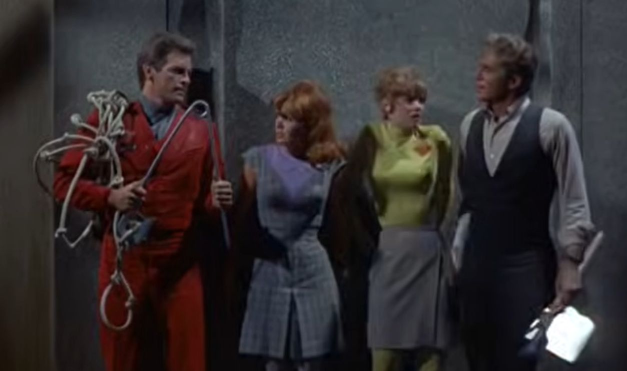 Screenshot from Land of the Giants (1968-1970)