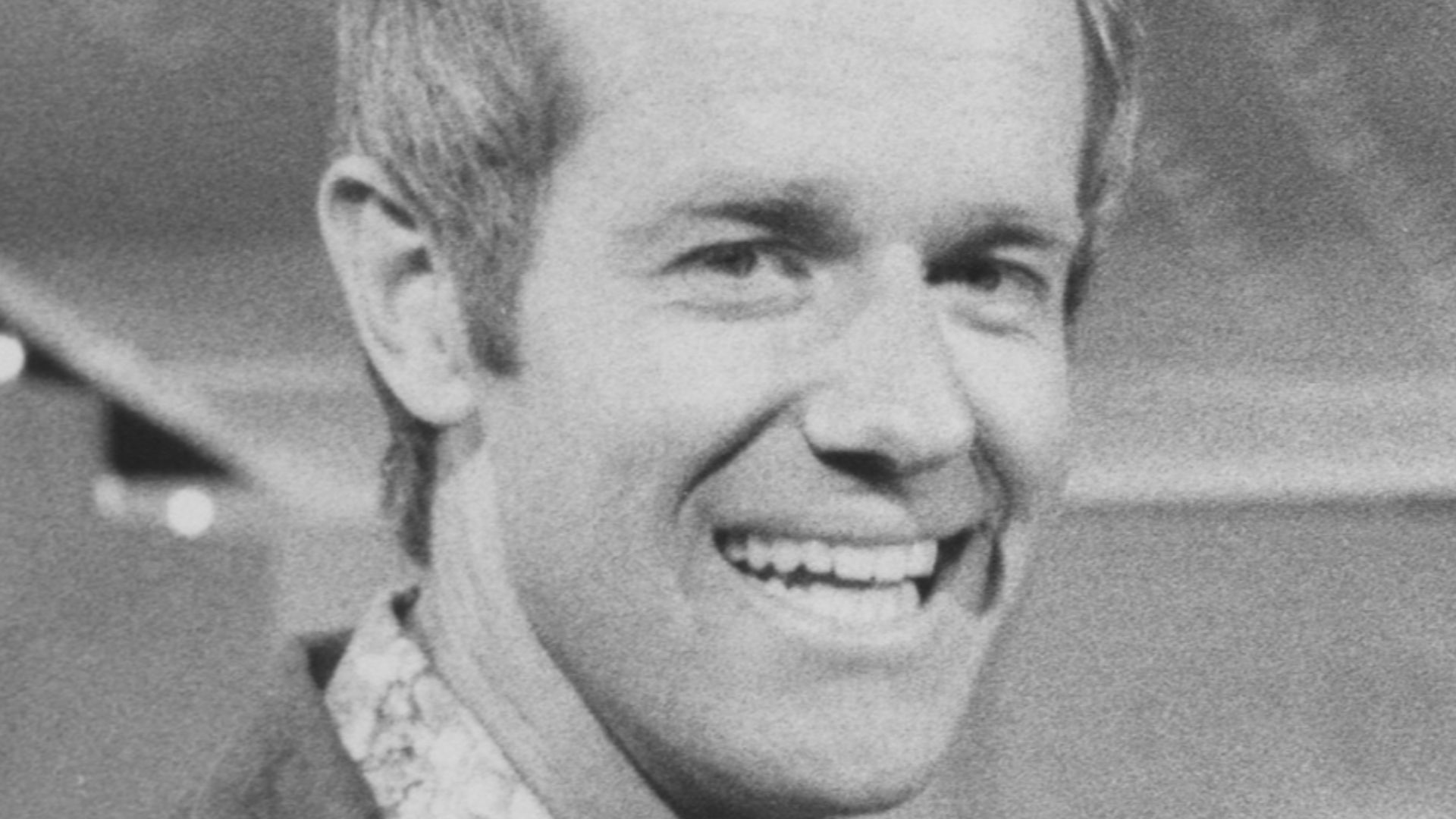 File:Mike Farrell Stumpers 1976.jpg