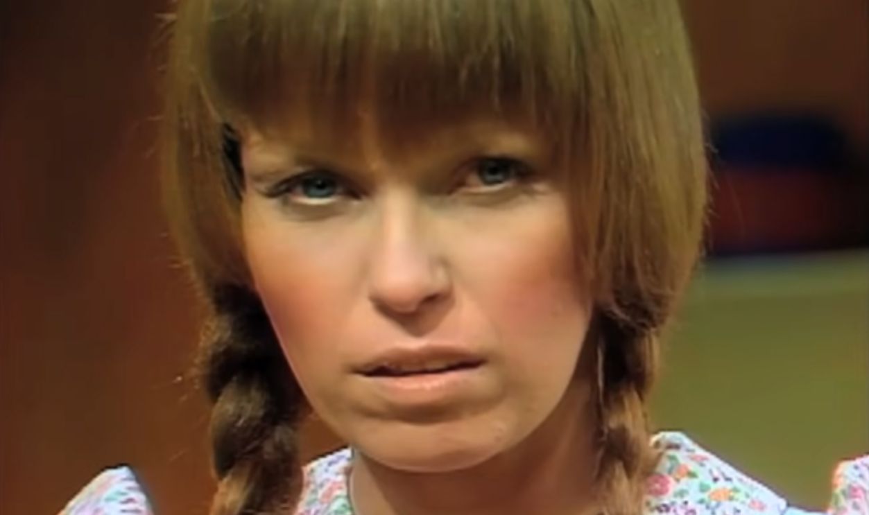 Screenshot from Mary Hartman, Mary Hartman (1976-1977)