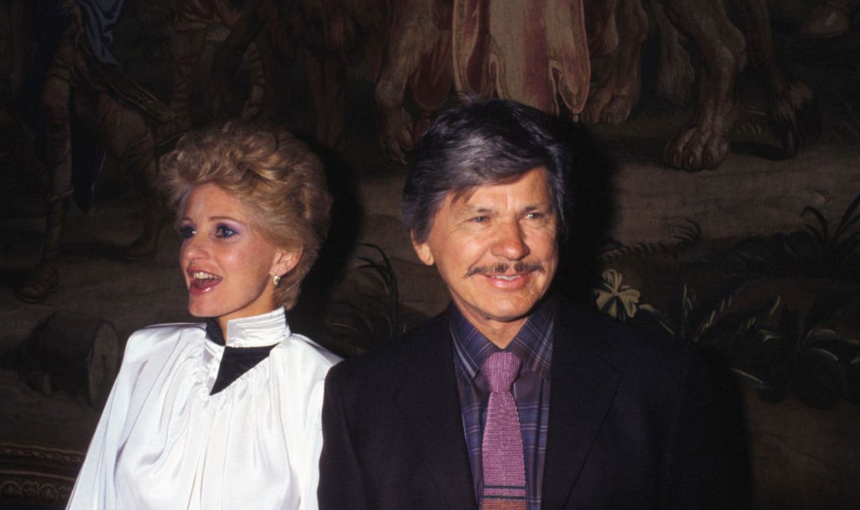 Charles Bronson et Jill Ireland à Paris