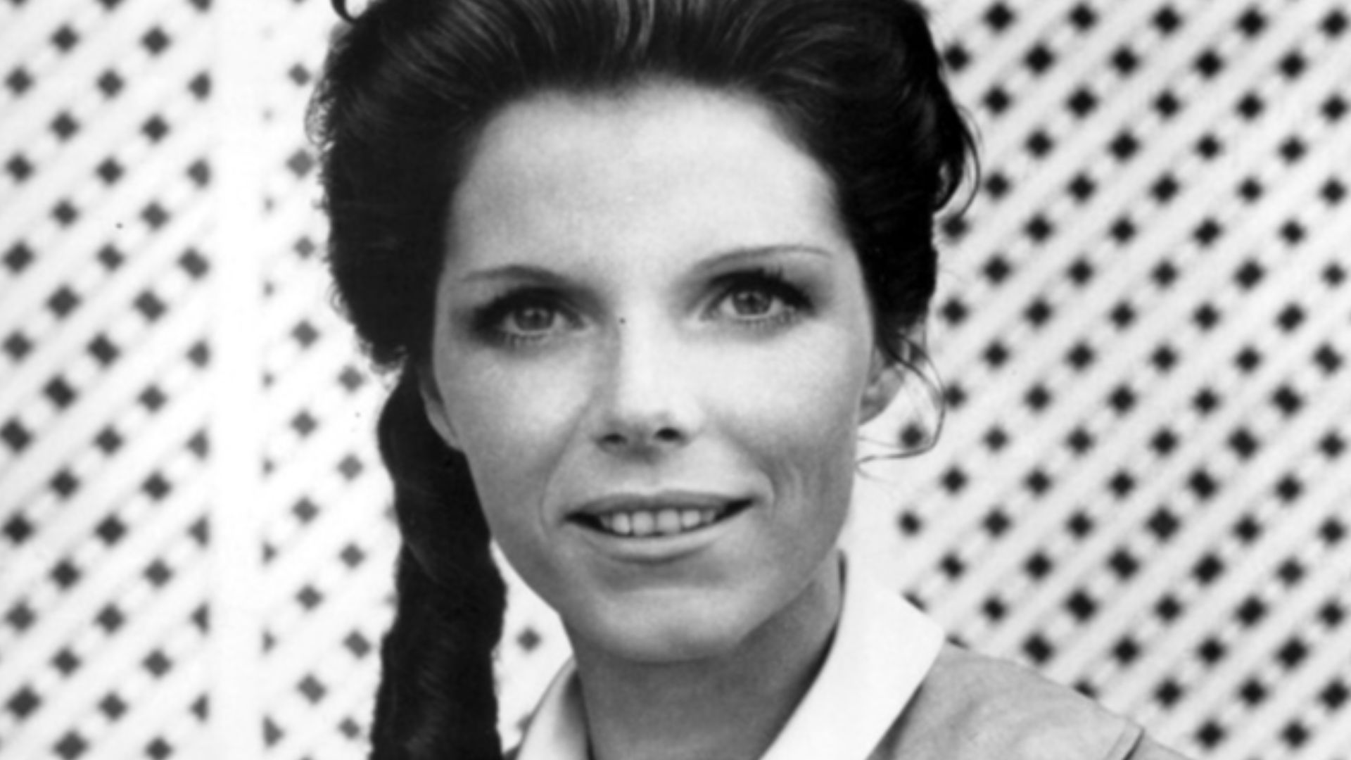 Photo of Samantha Eggar as Anna from the television program Anna and the King.