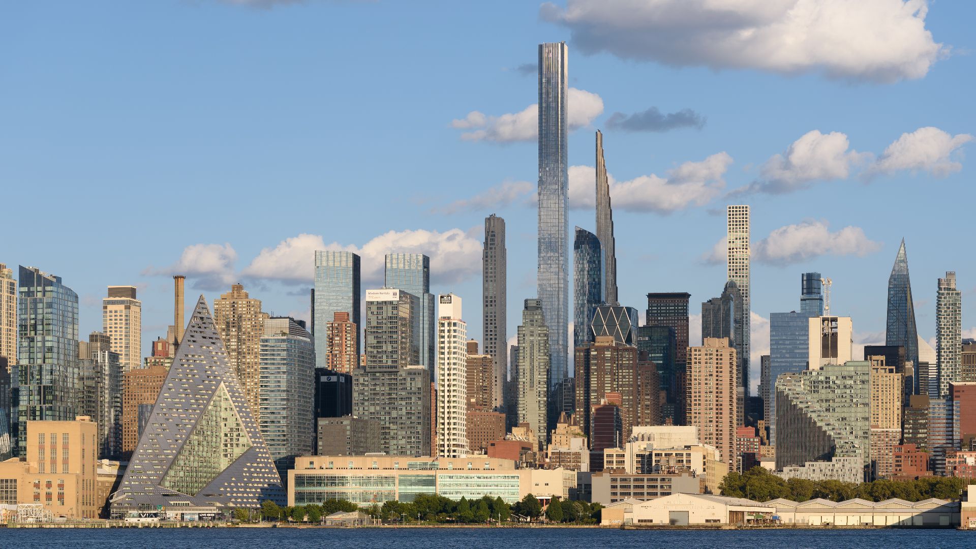 Midtown Manhattan, New York City, as viewed from Weehawken, New Jersey.