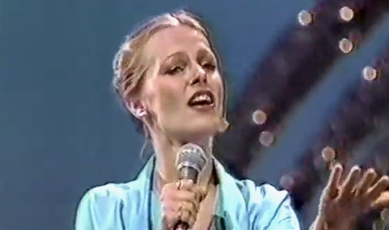 Screenshot from Dance Forever (1979)