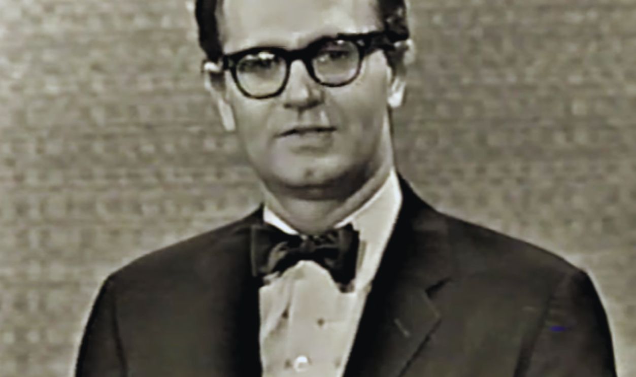 Screenshot from What’s My Line? (1950-1967)
