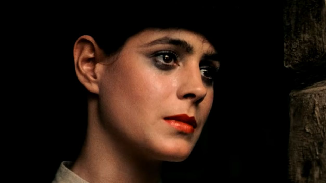 Screenshot from Blade Runner (1982)