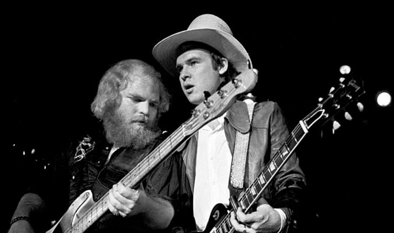 CHATTANOOGA, TN - OCTOBER 23: (L-R) Bassist Dusty Hill, guitarist Billy Gibbons and drummer Frank